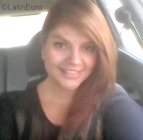 Date this tall Colombia girl Mayra from Bogota CO22506