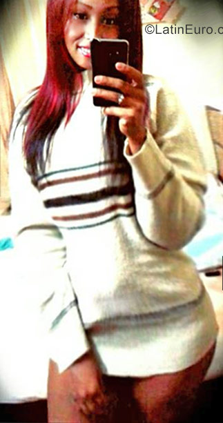 Date this georgeous Colombia girl Carolina from Cali CO22527