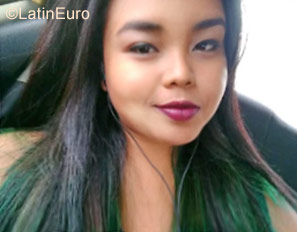 Date this georgeous Colombia girl Elaine from Barranquilla CO22578