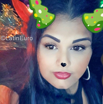 Date this attractive Dominican Republic girl Julissa from Puerto Plata DO30574