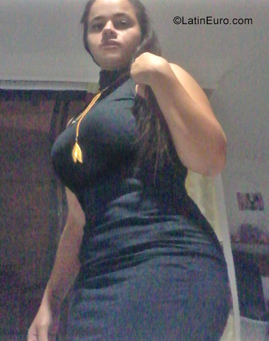 Date this happy Colombia girl Marlin from Medellin CO22652