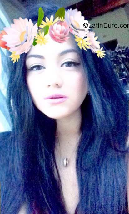 Date this tall Colombia girl Macam24 from Cucuta CO22684