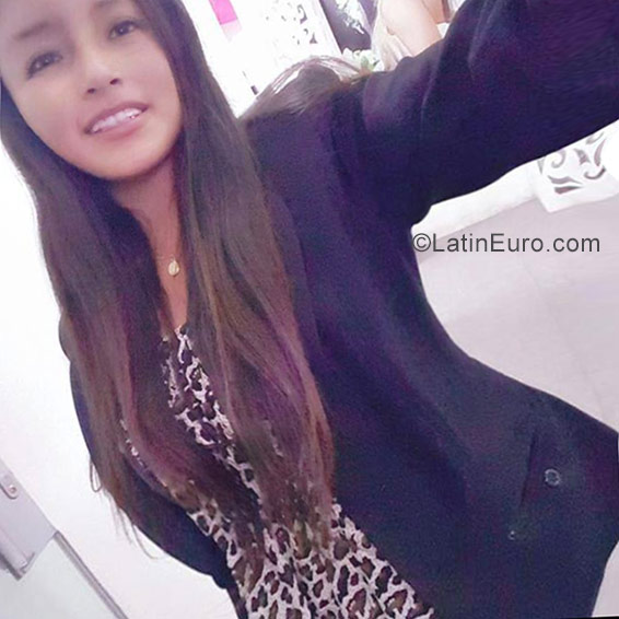 Date this good-looking Peru girl Marisol from Lima PE1166