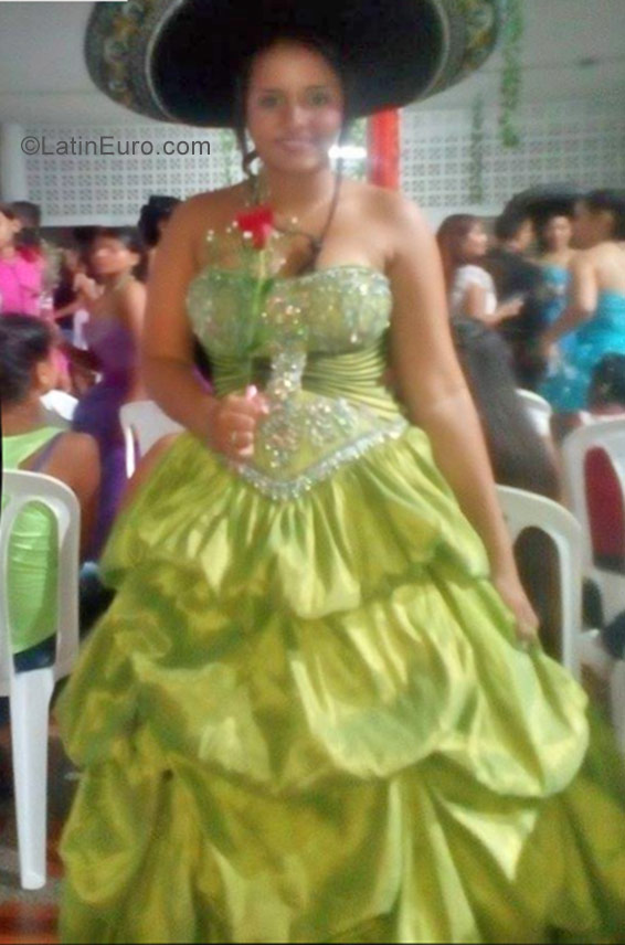 Date this athletic Colombia girl Ana from Medellin CO22754
