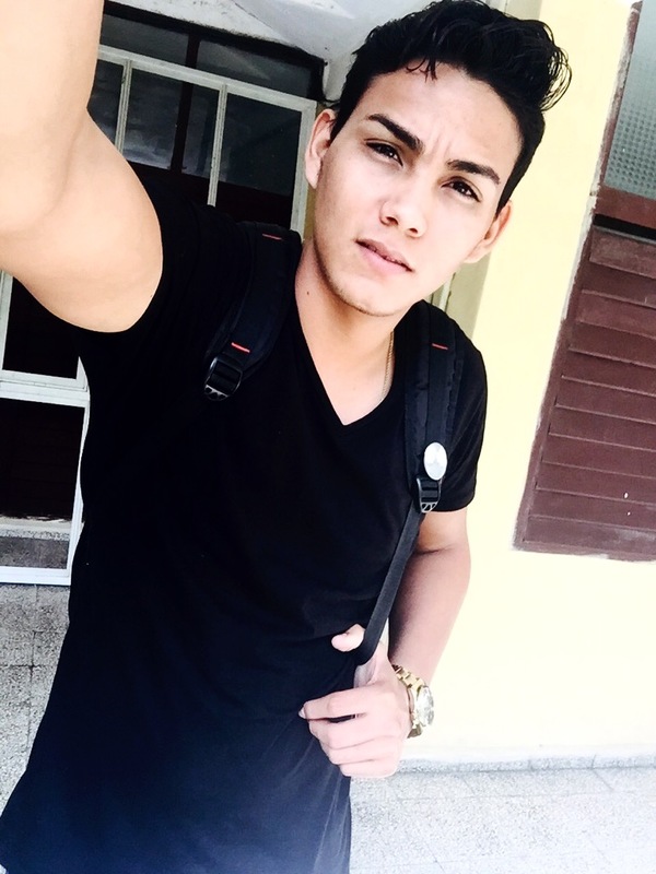 Date this sensual Cuba man Humberto Saladr from Camagüey CU163