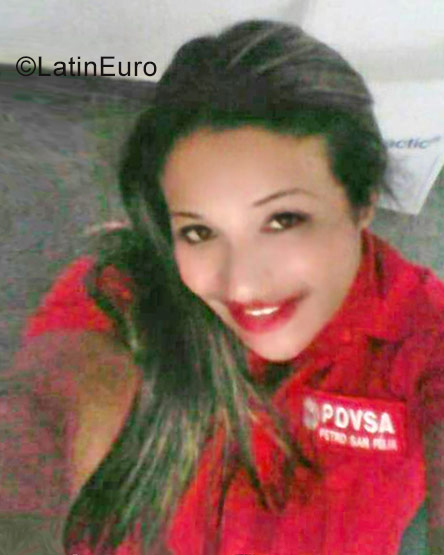 Date this foxy Venezuela girl Lis from Margarita Island VE1097
