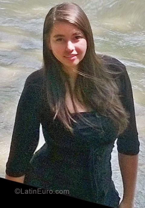 Date this foxy Colombia girl Alejandra from Medellin CO22871