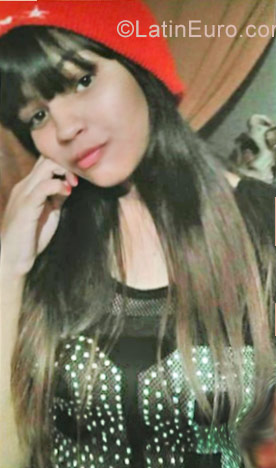 Date this exotic Venezuela girl Maique from Agua Salada VE1149