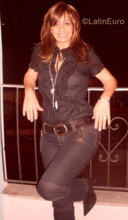 Date this delightful Brazil girl Tiane from Rio De Janeiro BR10380