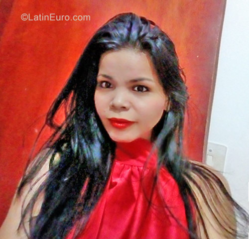 Date this exotic Colombia girl Adriana from Riohacha CO22898