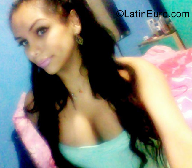 Date this exotic Peru girl Camila from Lima PE1188