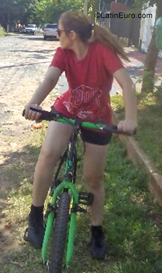 Date this fun Paraguay girl Vania from Asuncion PY16
