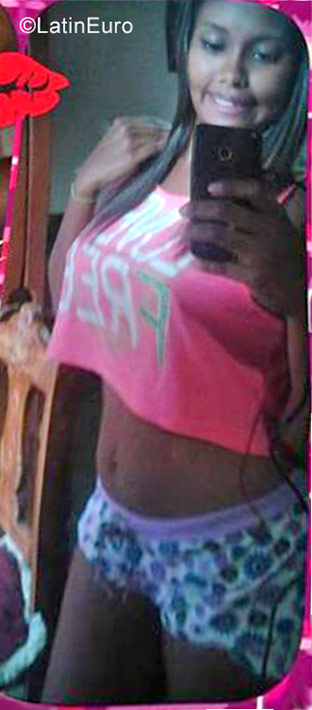 Date this charming Venezuela girl Melani from Caracas VE1234
