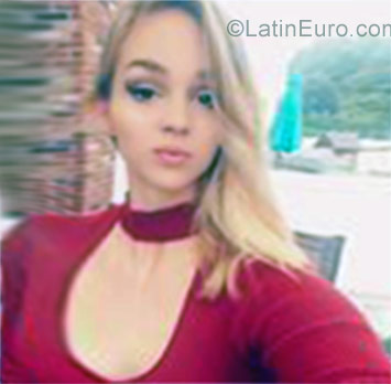 Date this charming Venezuela girl Yesica from Lagunillas VE1240