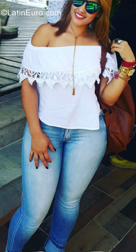 Date this beautiful Dominican Republic girl Jenni from Santiago DO31213
