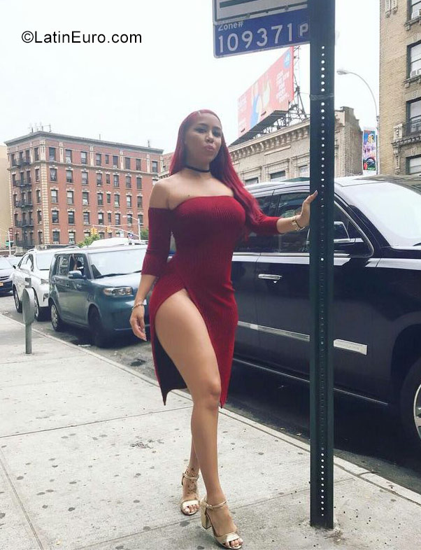 Date this exotic Dominican Republic girl Esthefany from La Romana DO31237