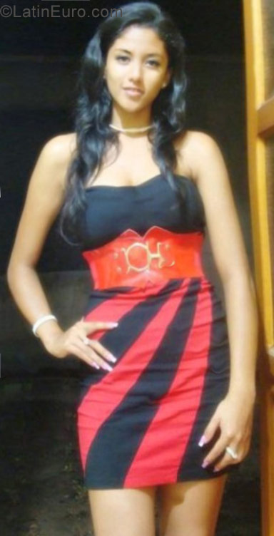 Date this voluptuous Venezuela girl Maria from Barquisimeto VE1279