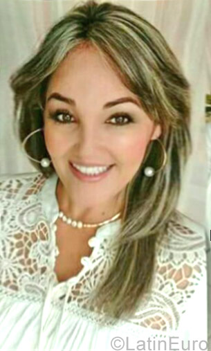 Date this exotic Colombia girl Mary from Villavicencio CO23201