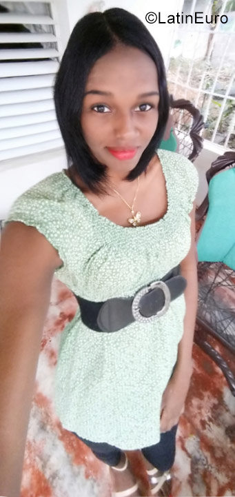 Date this delightful Dominican Republic girl Massiel from Santo Domingo DO31568