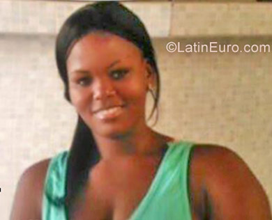 Date this funny Cuba girl Lisi from Guantanamo CU248