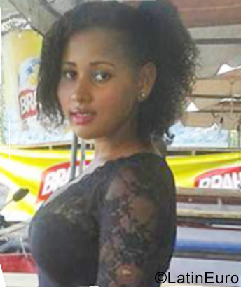 Date this hot Dominican Republic girl Yanivel from Santo Domigo DO31734
