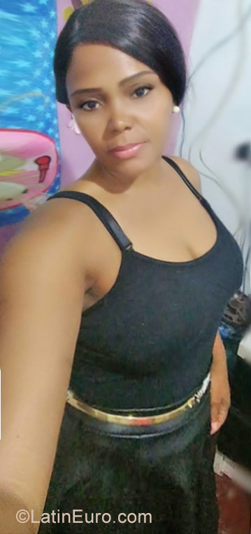 Date this foxy Brazil girl Elaine da Luz B from Sao Paulo BR10474