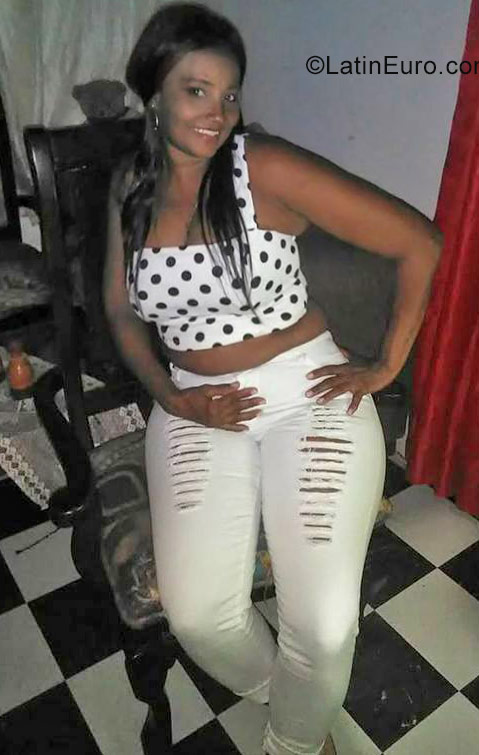 Date this passionate Dominican Republic girl Marcia from San pedro De Macoris DO31800