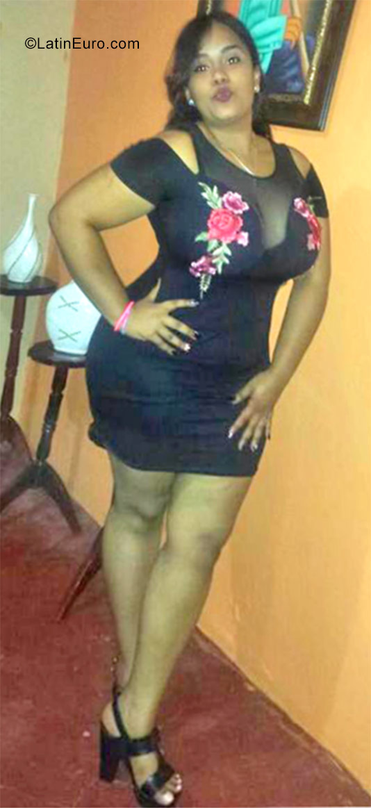 Date this tall Dominican Republic girl Ady from La Vega DO31996