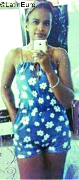 Date this beautiful Brazil girl Polliana from Joao Pessoa BR10508