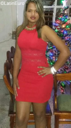 Date this fun Colombia girl Rosmira from Barranquilla CO23659