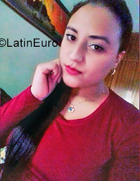 Date this sultry Colombia girl Anyi from Bogota CO23681