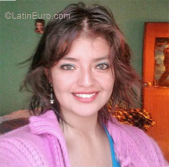 Date this gorgeous Peru girl Gisella from Cajamarca PE1249