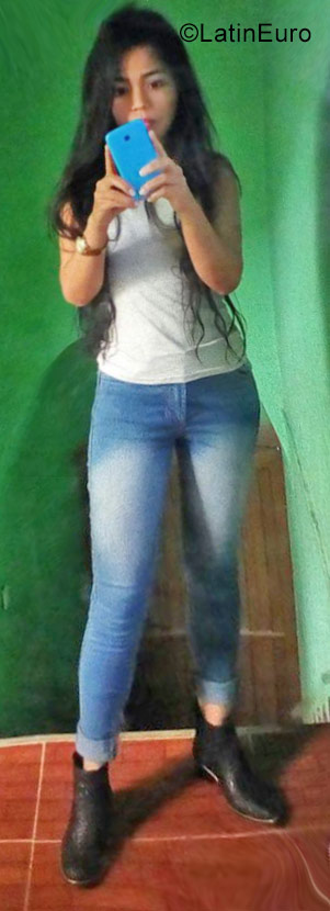 Date this lovely Colombia girl Cindy from Bogota CO23708