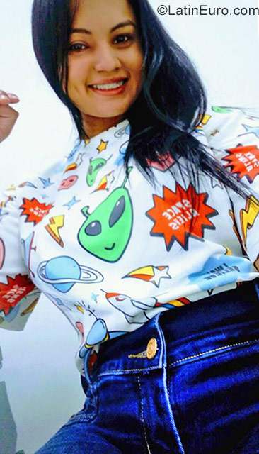 Date this fun Colombia girl Yulieth from Cordoba CO23783