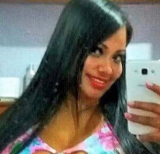 Date this nice looking Colombia girl Saray from Medellin CO23805