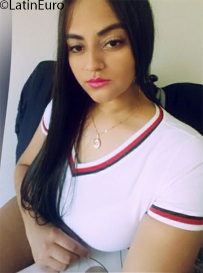 Date this cute Colombia girl Anyifresi from Bogota CO23829