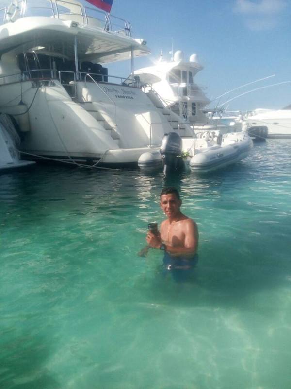Date this exotic Venezuela man Gabriel from Caracas VE1596