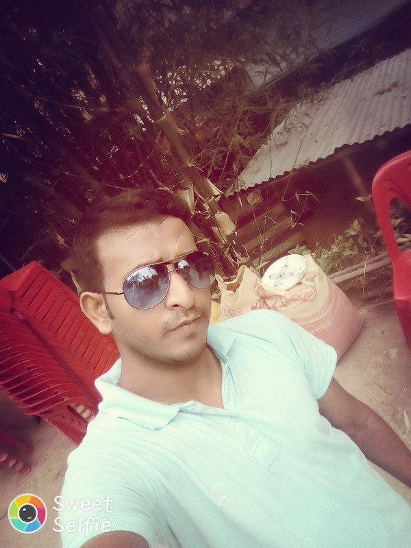 Date this delightful Bangladesh man Rasel from Bangladesh BD84