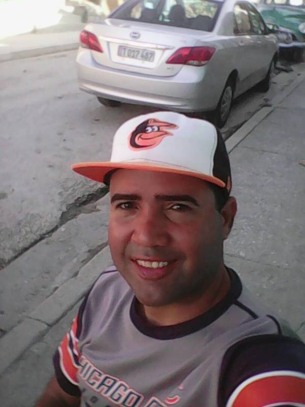 Date this beautiful Cuba man Noel from Campechuela CU312