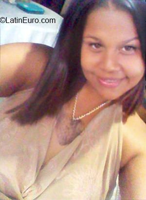 Date this hot Venezuela girl Alexandra from Caracas VE1643