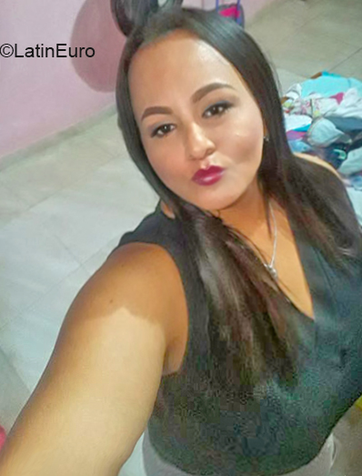 Date this passionate Colombia girl Lisbeth from Cartagena CO23928