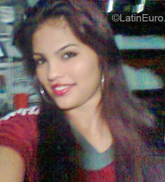 Date this voluptuous Venezuela girl Gaby from Caracas VE1658