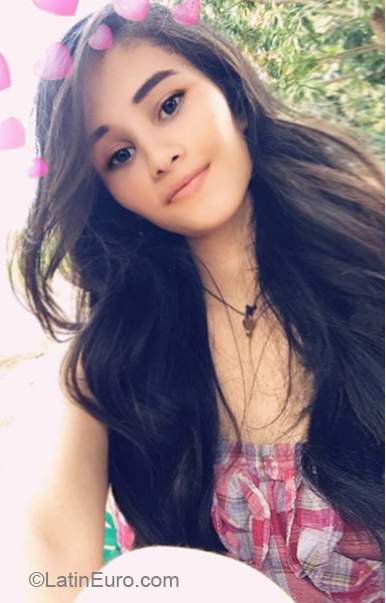 Date this cute Venezuela girl Dilmary from Anaco VE1663