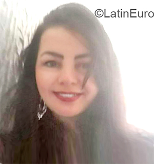 Date this georgeous Brazil girl Fernanda from Recife BR10572
