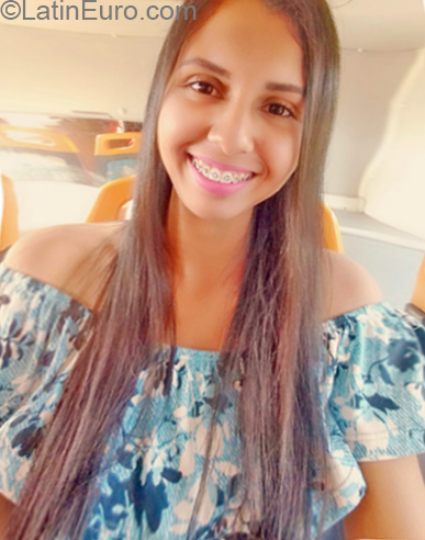 Date this cute Venezuela girl Coro from Maracay VE1707
