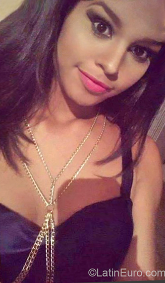Date this happy Venezuela girl Cleudy from El Tigre VE1726