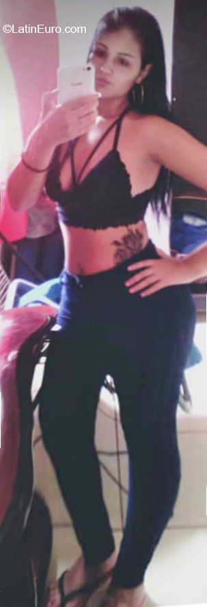 Date this cute Brazil girl Tayslla from Ribeira Preto BR10588