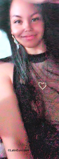 Date this good-looking Colombia girl Natalia from Cali CO24042