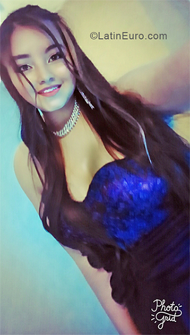 Date this hot Colombia girl Sofia from Pasto CO24068