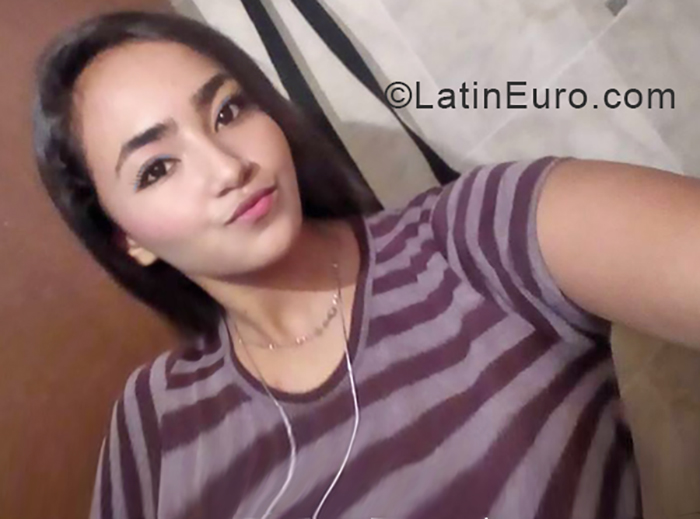 Date this lovely Venezuela girl Lisbeth from Libertador VE1764